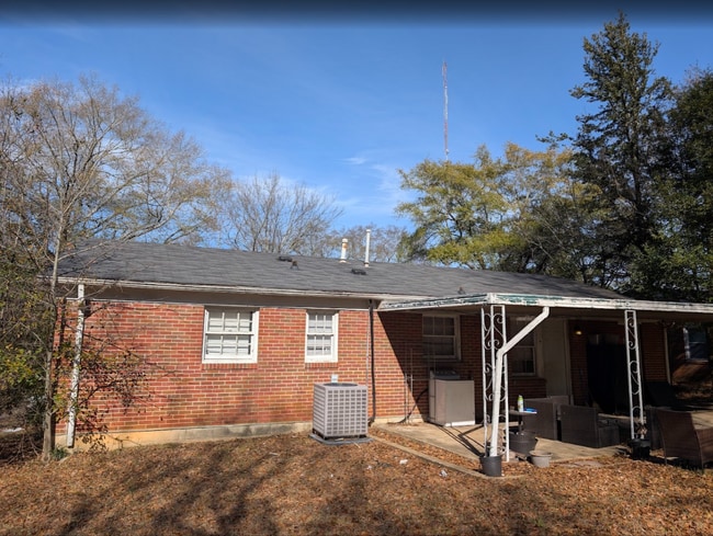 Building Photo - 3202 Asbury Ln