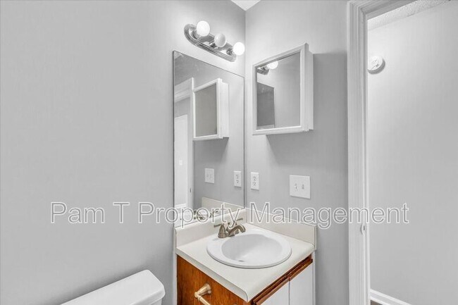 Building Photo - 235 Bordeaux Ln