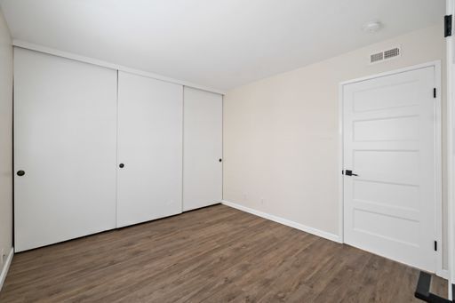 Building Photo - San Diego Desirable Del Cerro - Two Weeks Free - 3 bed / 2 bath Attached Home w Garage, Patio, an...