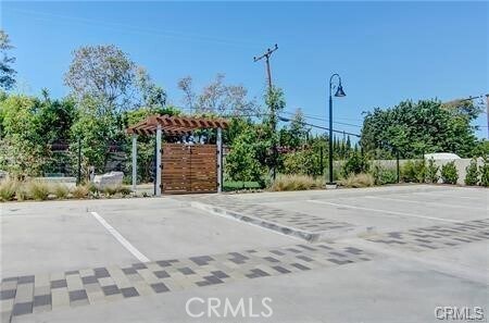 Building Photo - 826 Brickyard Ln