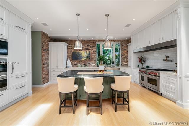 Building Photo - 8845 School House Rd