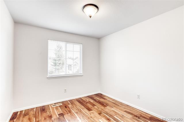 Building Photo - 1633 Deerwood Dr