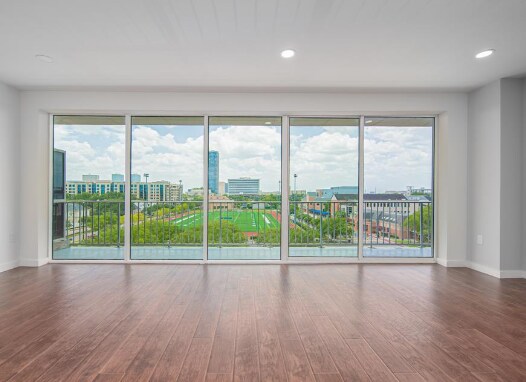 Building Photo - 2200 Willowick-102.F24