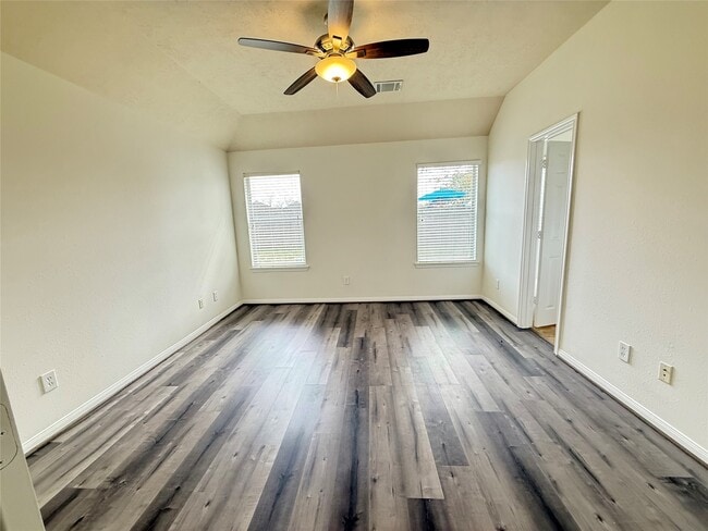 Building Photo - 11222 Overland Trail Dr