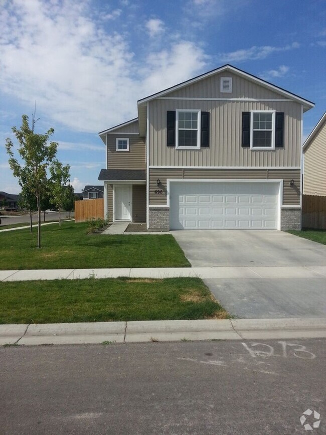 Building Photo - Cedar Creek Spacious Living: 3 Bed with Lo...