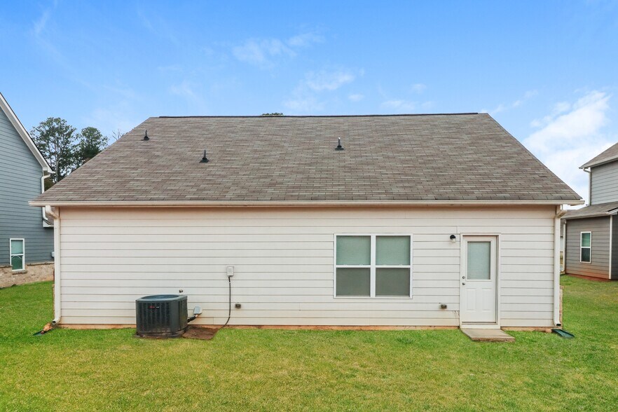 Building Photo - 133 Innis Brk Cir