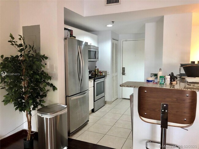 Building Photo - 227 Michigan Ave