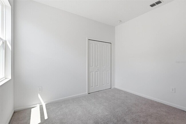 Building Photo - 5157 Green Belt Dr