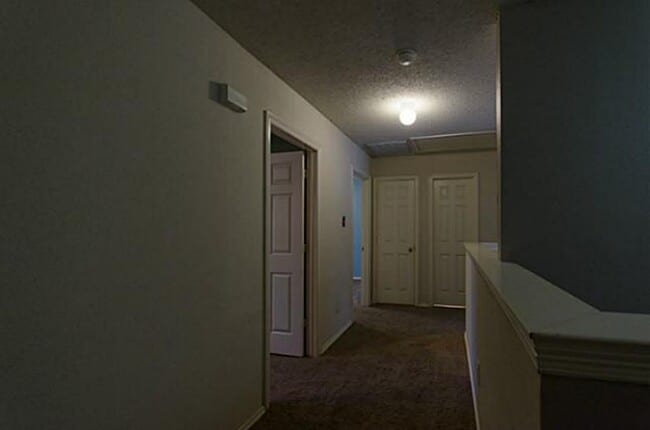 Building Photo - Elegant home with wooden floors, Ceramic tiles. Solar Panels will reduce your monthly electricity...