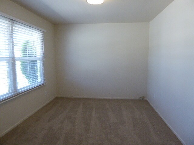 Building Photo - COMING SOON! Beautifully Remodeled Single-...
