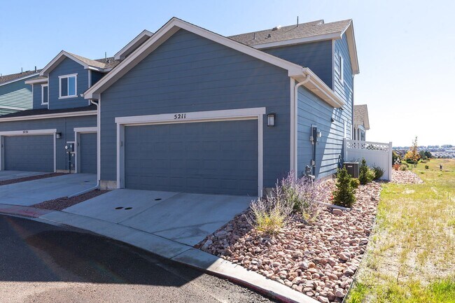 Building Photo - Townhouse For Rent - Wolf Ranch