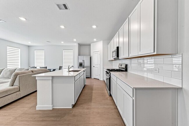 Building Photo - 16307 Chestnut Hvn Ln