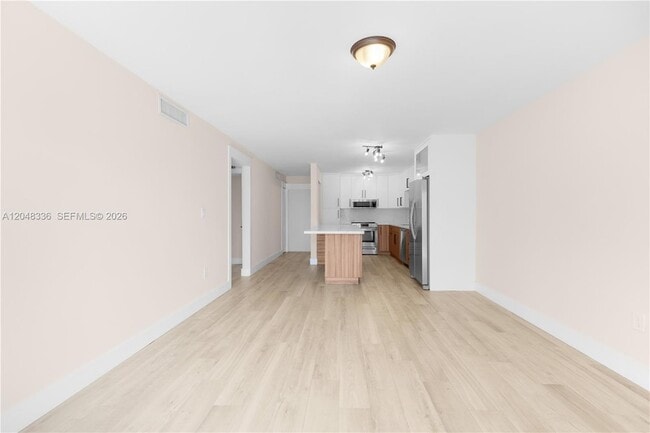 Building Photo - 8752 SW 12th St