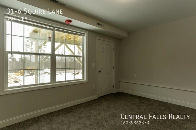 Building Photo - 31 Squire Ln