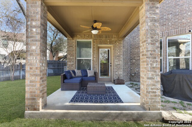 Building Photo - 20547 Pindale Clf