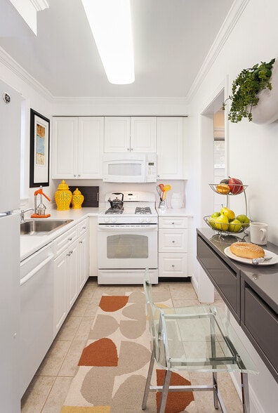 Building Photo - 95 Thornton Rd