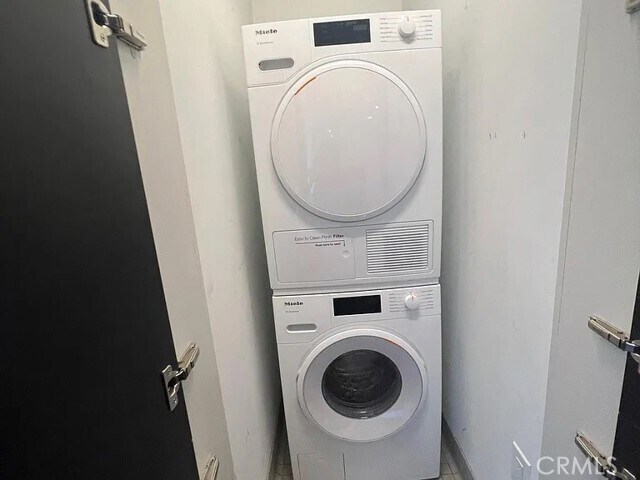 Building Photo - 6250 Hollywood Blvd