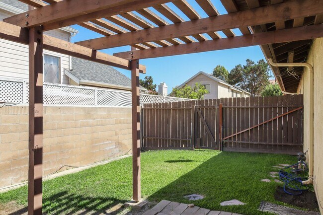 Building Photo - Gated Anaheim 3 Bedroom Home | Attached 2-Car Garage | Central A/C
