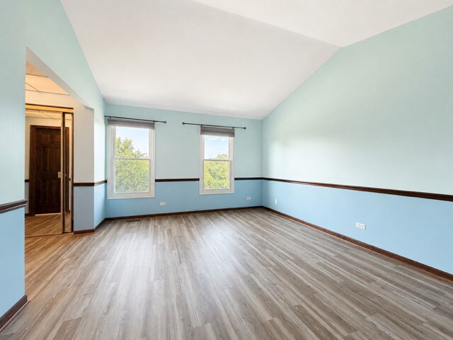 Building Photo - 1696 Vermont Dr