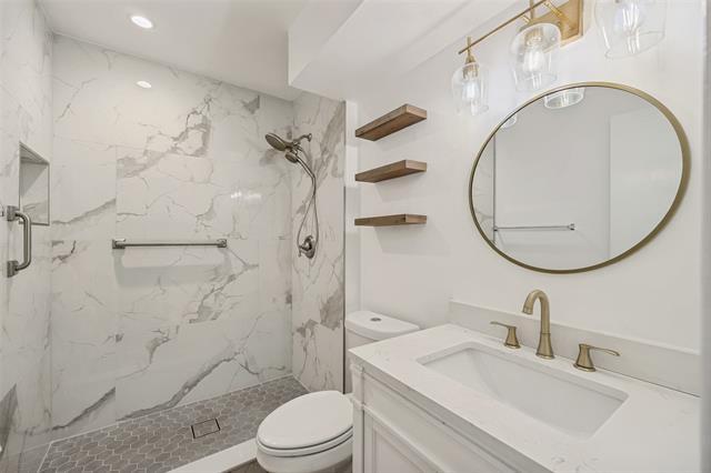 Building Photo - 717 Gaylewood Dr