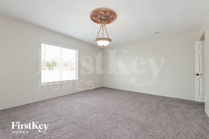 Building Photo - 5255 S Renewal Ln