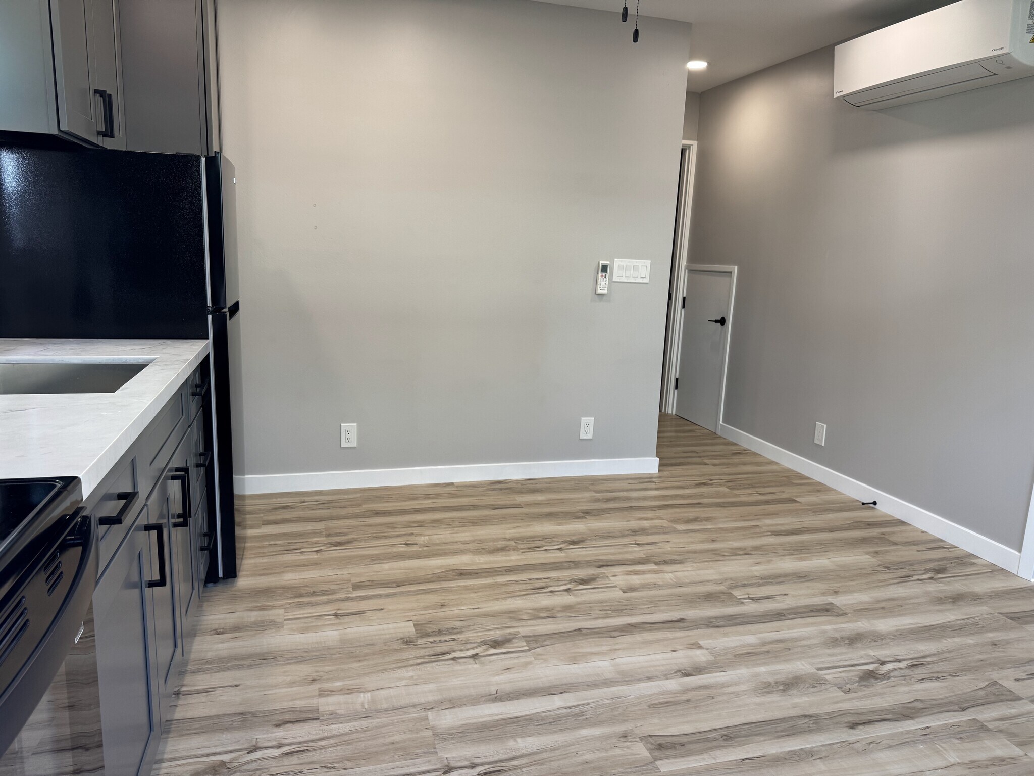 Living Room - 2428 Denver St