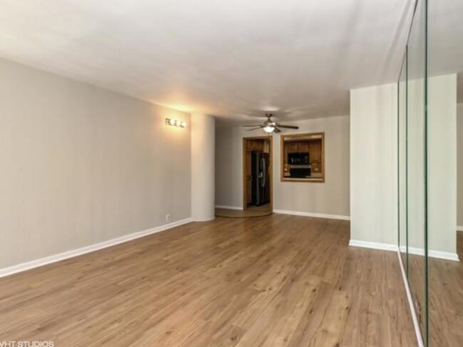 Building Photo - 155 N Harbor Dr