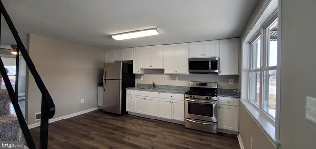 Building Photo - 4001 St Augustine Ln