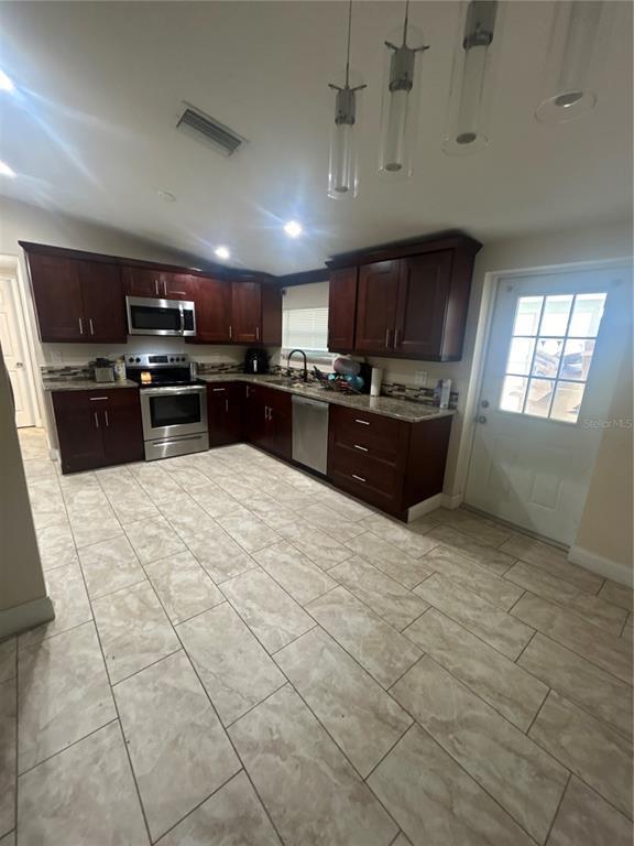 Building Photo - 8837 Sterling Ln