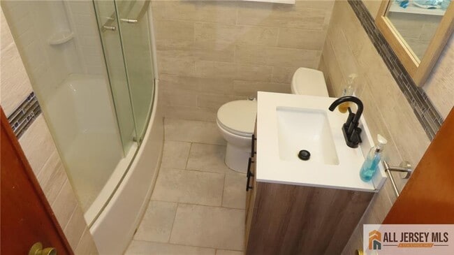 Building Photo - 649 Inman Ave