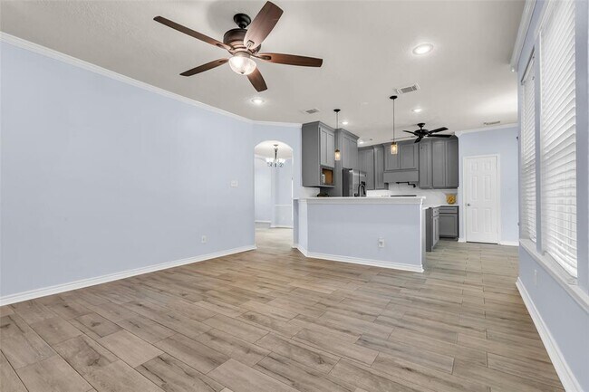 Building Photo - 30114 Thorsby Dr