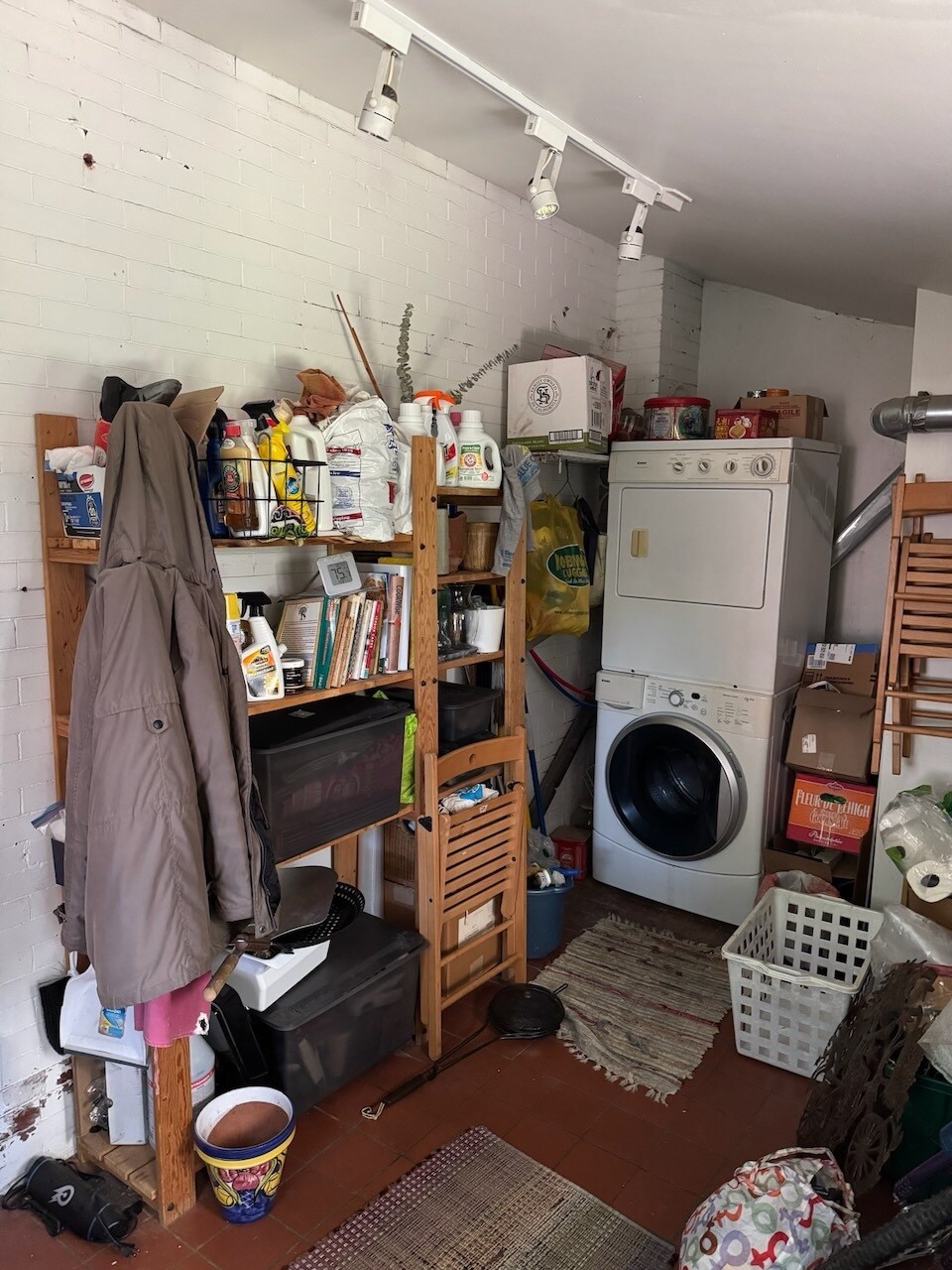 Building Photo - 3605 Hamilton St