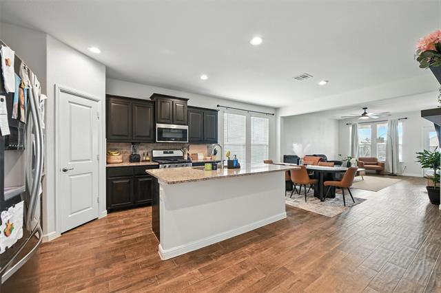 Building Photo - 3443 Eloise Ln