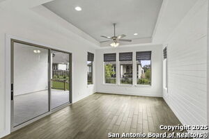 Building Photo - 3041 Bristow Pk