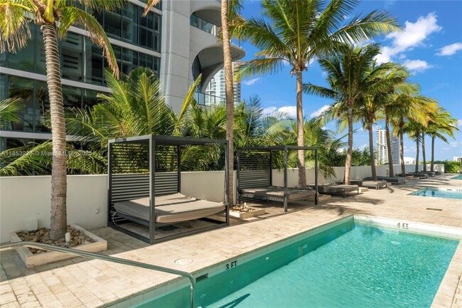 Building Photo - 1040 Biscayne Blvd