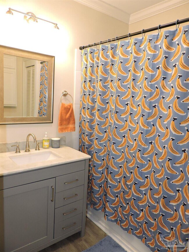 Building Photo - 19 N C St