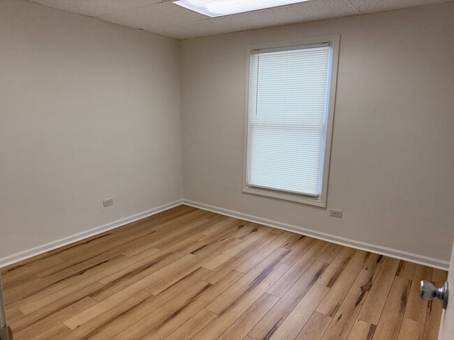 Building Photo - 328 Kirkwood Cir