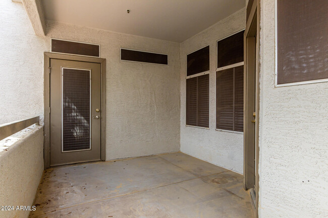 Building Photo - 11375 E Sahuaro Dr