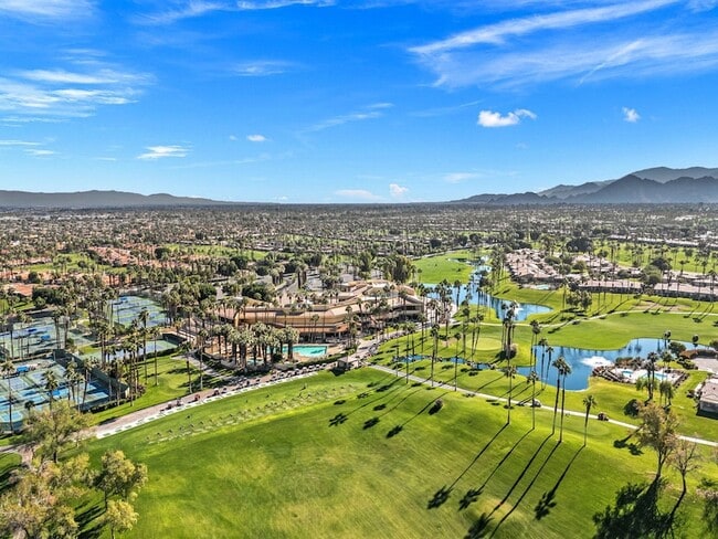 Building Photo - 76658 Daffodil Dr