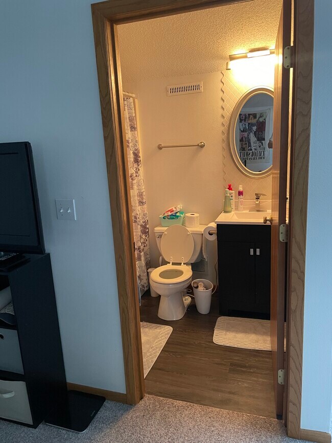 Building Photo - 2050 Keokuk St