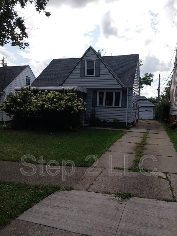 Primary Photo - 5048 Claremont Blvd