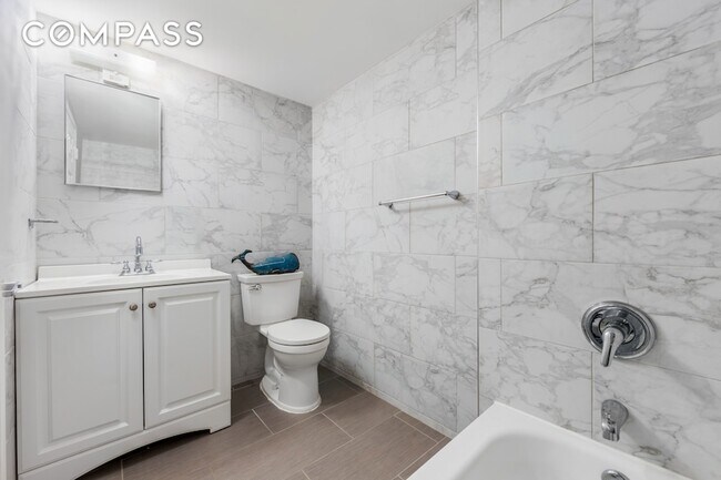 Building Photo - 226 W 123rd St