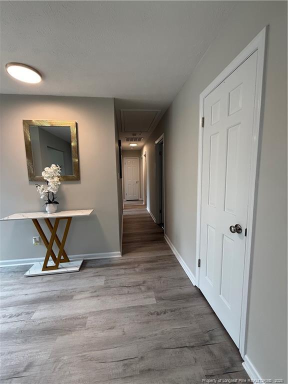 Building Photo - 1613 Banbury Dr