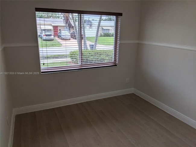 Building Photo - 6991 Coolidge St