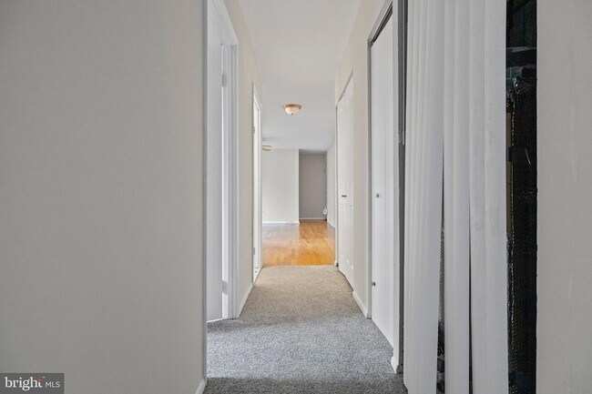 Building Photo - 4412 Falls Bridge Dr