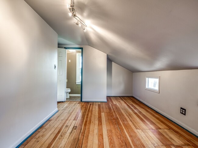 Building Photo - 458 S Indianapolis Ave