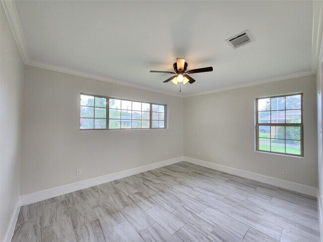 Building Photo - 8033 Turquoise Ln