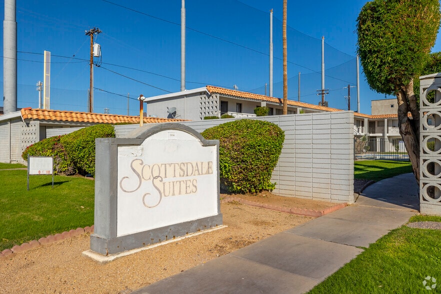 Building Photo - Scottsdale Suites Apartments