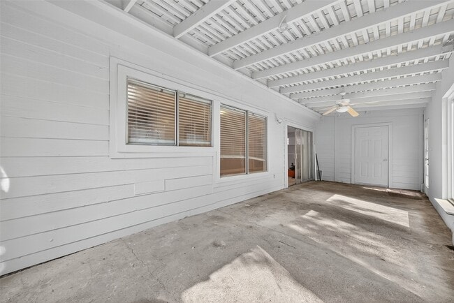 Building Photo - 7711 Del Glen Ln