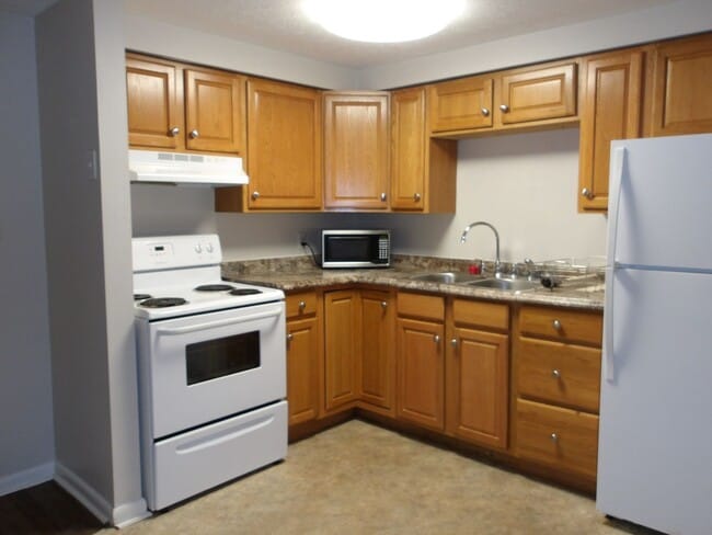 Building Photo - PMR-9-1829 S. 3rd St